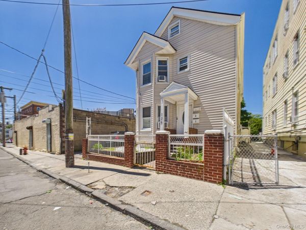 129 Morningside Place, Yonkers, NY 10703