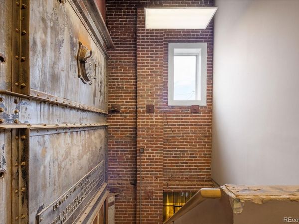 800 W 8th Avenue, Unit 204, Denver, CO 80204