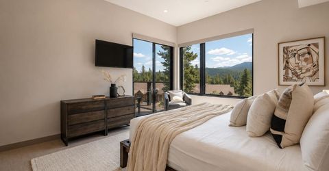 7470 Larkspur Lane, Truckee, CA 96161 Photo