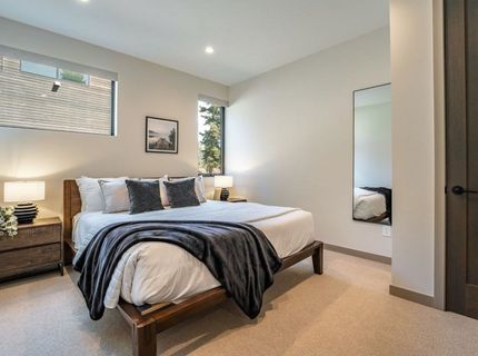 7470 Larkspur Lane, Truckee, CA 96161 Photo
