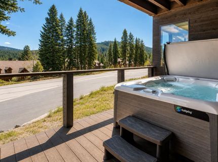7470 Larkspur Lane, Truckee, CA 96161 Photo