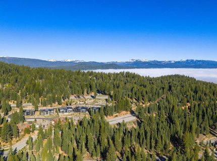 7470 Larkspur Lane, Truckee, CA 96161 Photo