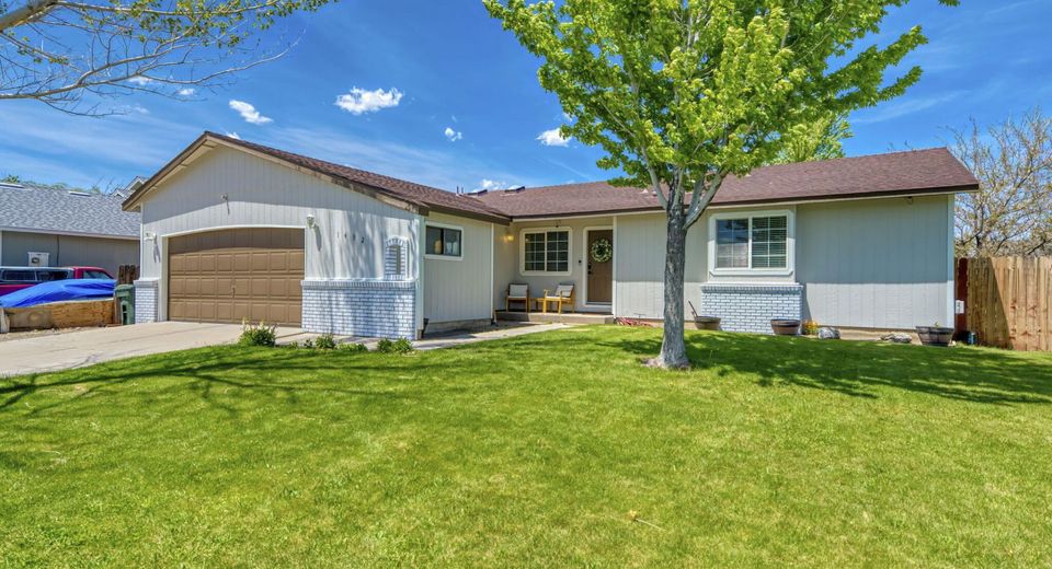 1492 Kathy Way, Gardnerville, NV 89460 Photo