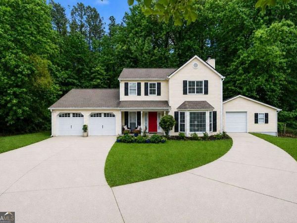 4002 Baywatch Cove NW, Acworth, GA 30101
