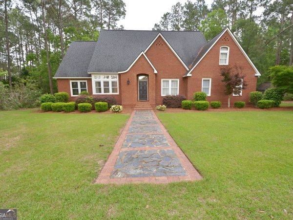 41 Pine Lane Drive, Eastman, GA 31023