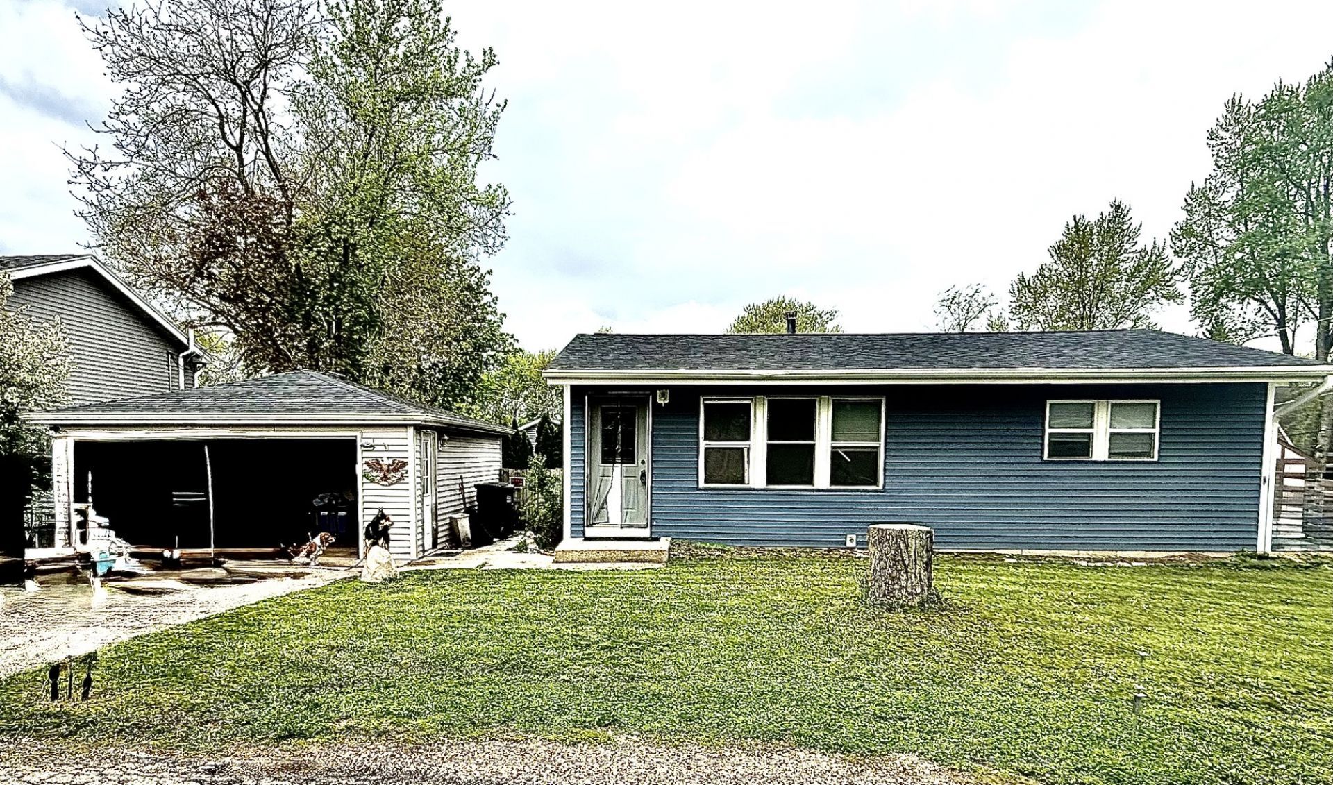 407 Santa Barbara Road , Lakemoor, IL 60051 Main Photo