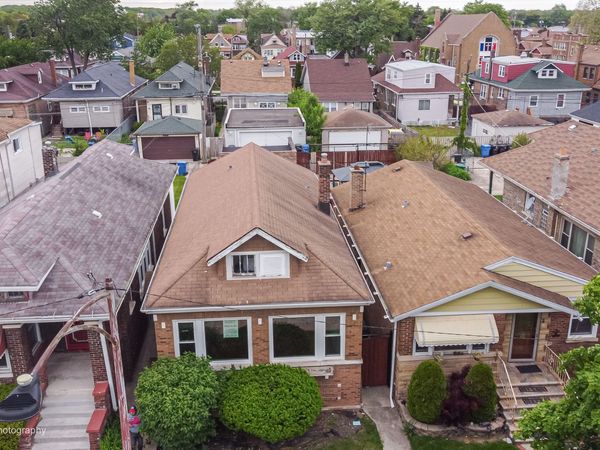 8618 S Loomis Boulevard, Chicago, IL 60620