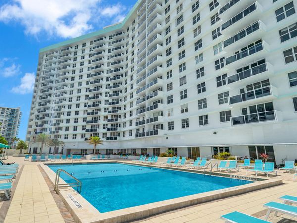 3725 S Ocean Drive, Unit 1215, Hollywood, FL 33019