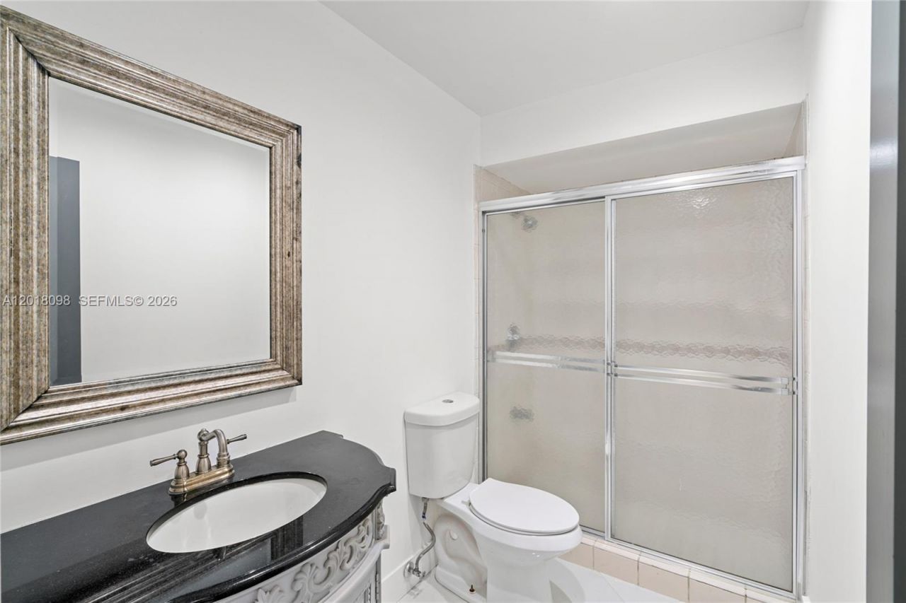 13611 SW 77th St , Miami, FL 33183 Photo