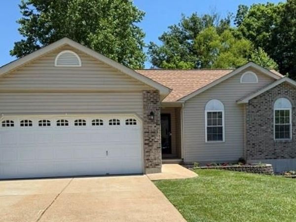 728 Santschi Drive, Herculaneum, MO 63048