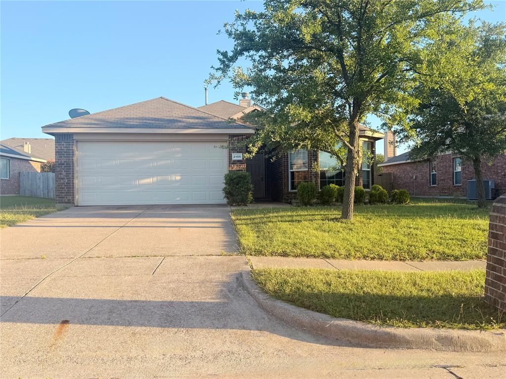 2105 Thistle Lane, Forney, TX 75126 Main Photo
