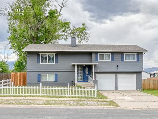 934 Potter Drive, Colorado Springs, CO 80909