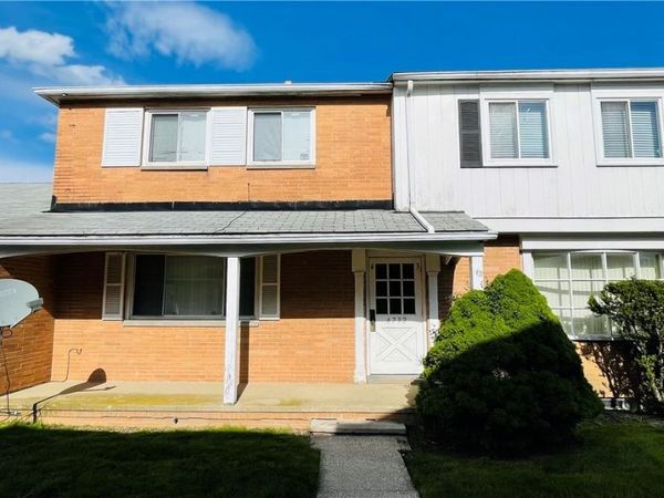 4732 Walford Road , Unit 3B, Warrensville Heights, OH 44128