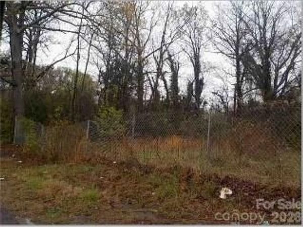 1032 Roy Street , Charlotte, NC 28208