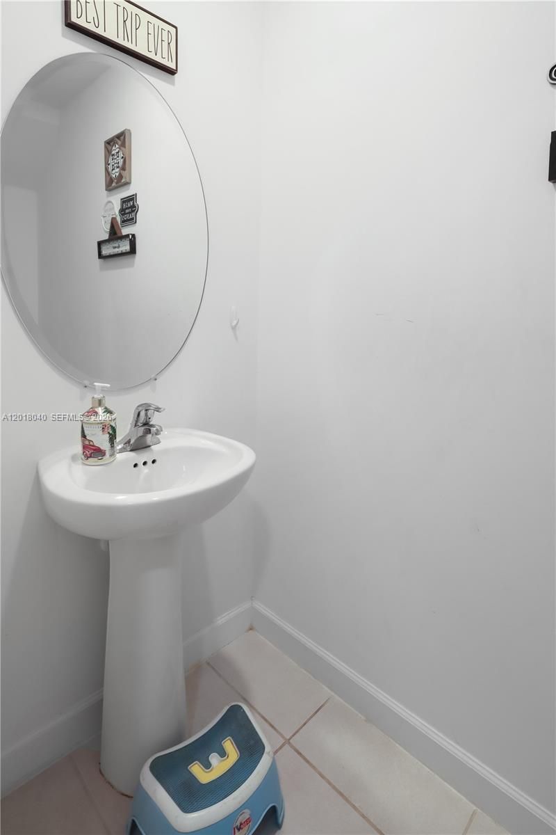 2014 Sugar Maple Dr , Unit 2014, Riviera Beach, FL 33410 Photo