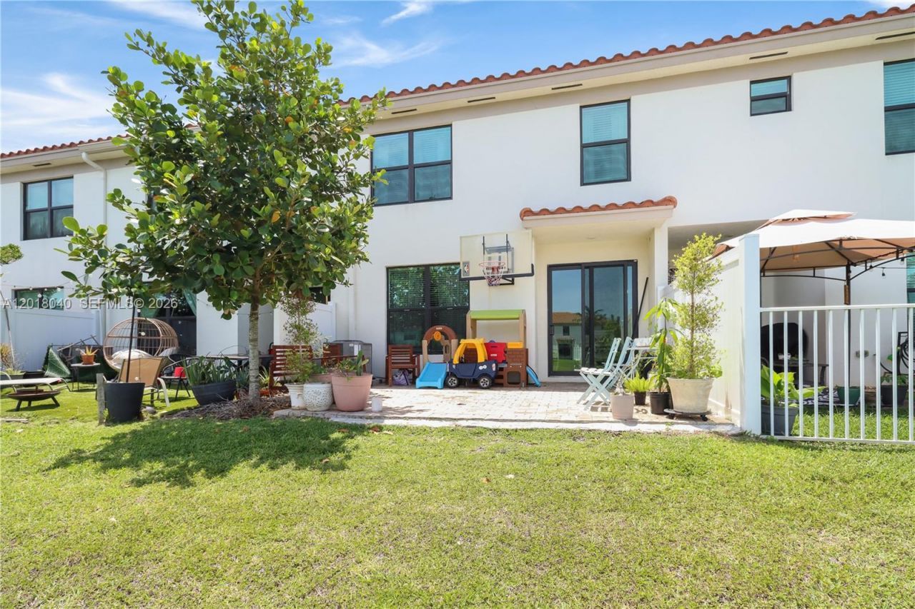 2014 Sugar Maple Dr , Unit 2014, Riviera Beach, FL 33410 Photo