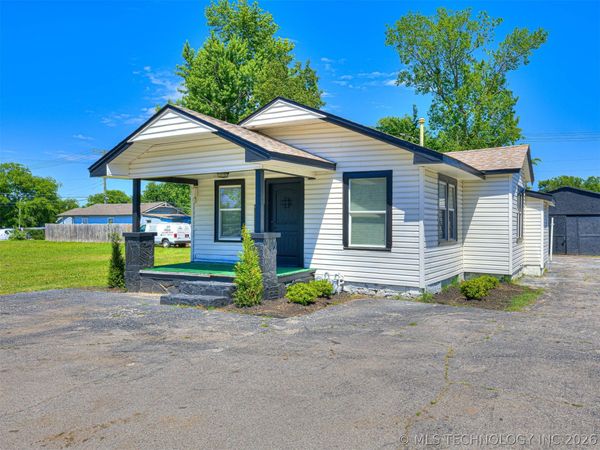 4809 S 33rd West Avenue , Tulsa, OK 74107