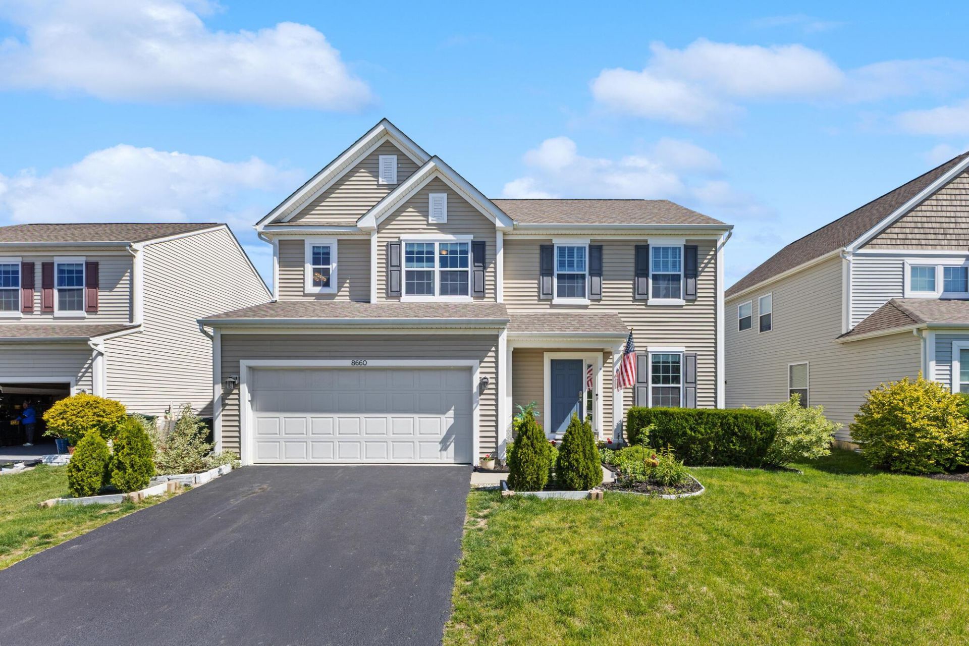 8660 Crooked Maple Drive, Blacklick, OH 43004 Main Photo