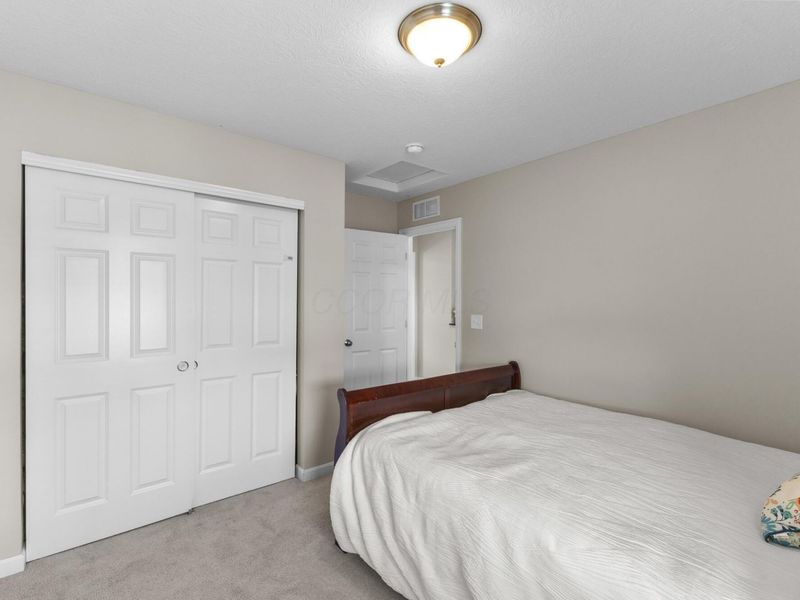 8660 Crooked Maple Drive, Blacklick, OH 43004 Photo 34