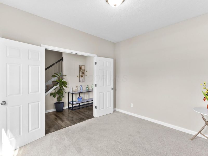 8660 Crooked Maple Drive, Blacklick, OH 43004 Photo 5