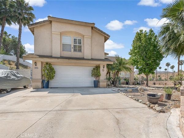 3016 Shane Dr., Colton, CA 92324