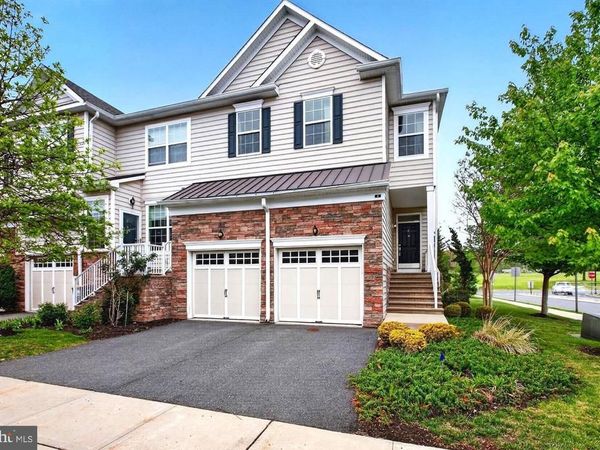 4 BRAEBURN DRIVE, SKILLMAN, NJ 08558