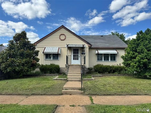 6015 Arthur Avenue , St Louis, MO 63139