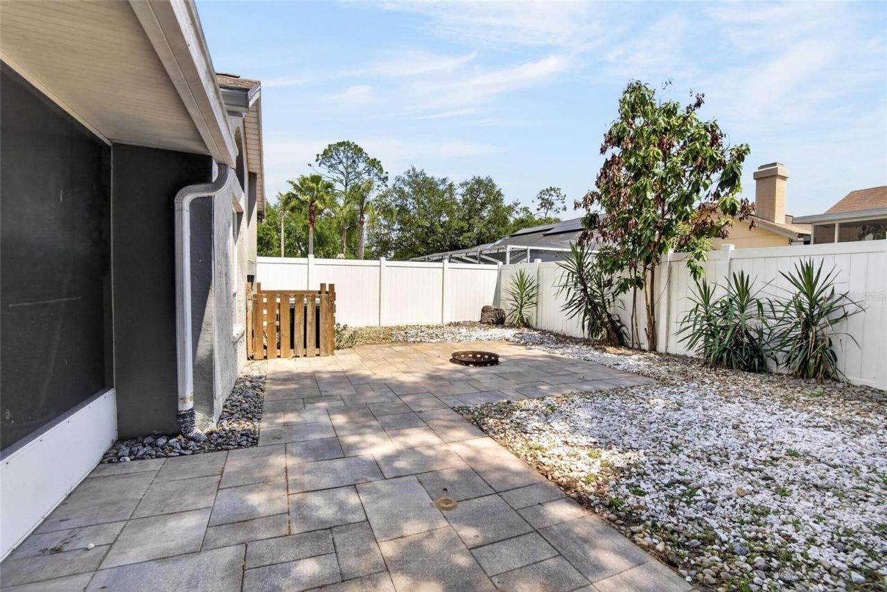 305 Sand Ridge Drive, Valrico, FL 33594 Photo