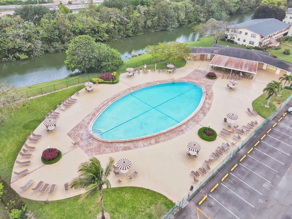 253 Coventry K, West Palm Beach, FL 33417 Photo