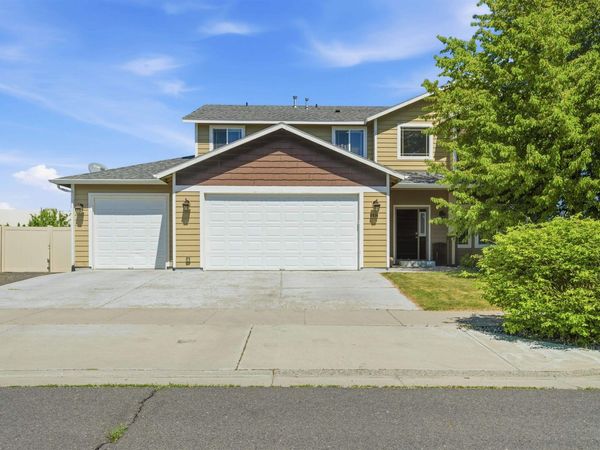 9016 W Silver St, Cheney, WA 99004