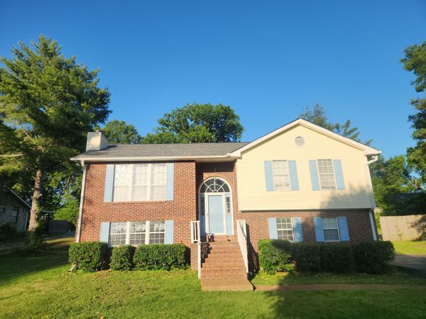 951 Belvedere Dr , Gallatin, TN 37066