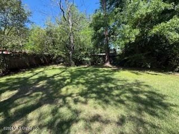 1404 Plantation Boulevard, Jackson, MS 39211