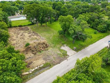 2434 Tallyho Lane, Dallas, TX 75212
