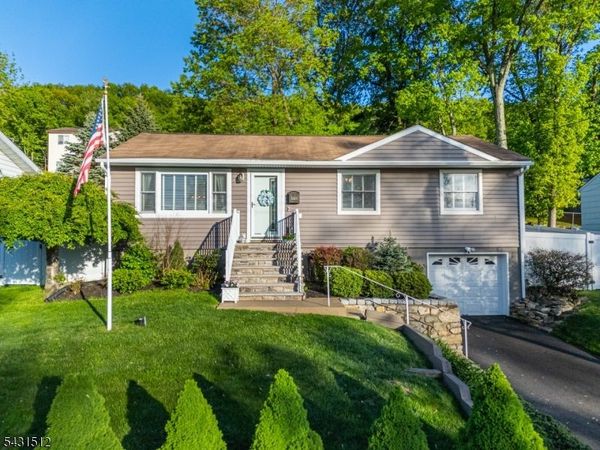 540 Herrick Dr, Rockaway, NJ 07801