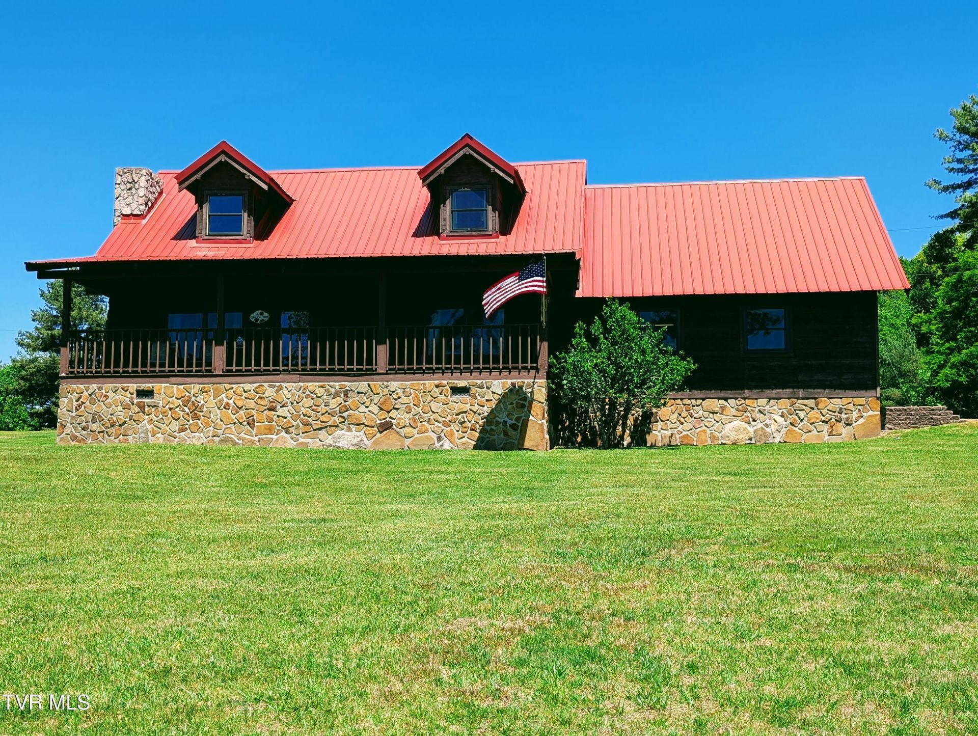 3524 Fairfax Road, Coeburn, VA 24230 Main Photo
