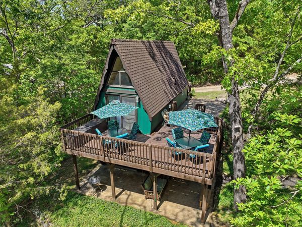514 Iroquois Lane, Lampe, MO 65681