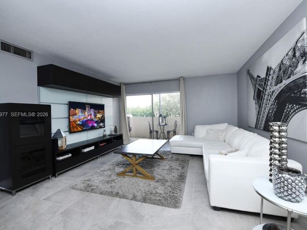 7705 SW 86th St , Unit B-212, Miami, FL 33143