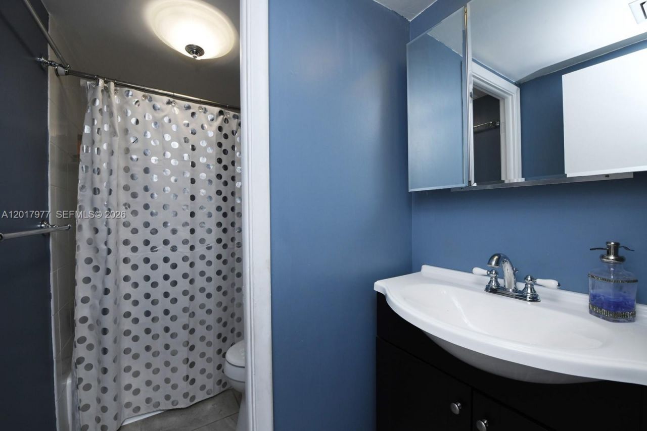 7705 SW 86th St , Unit B-212, Miami, FL 33143 Photo