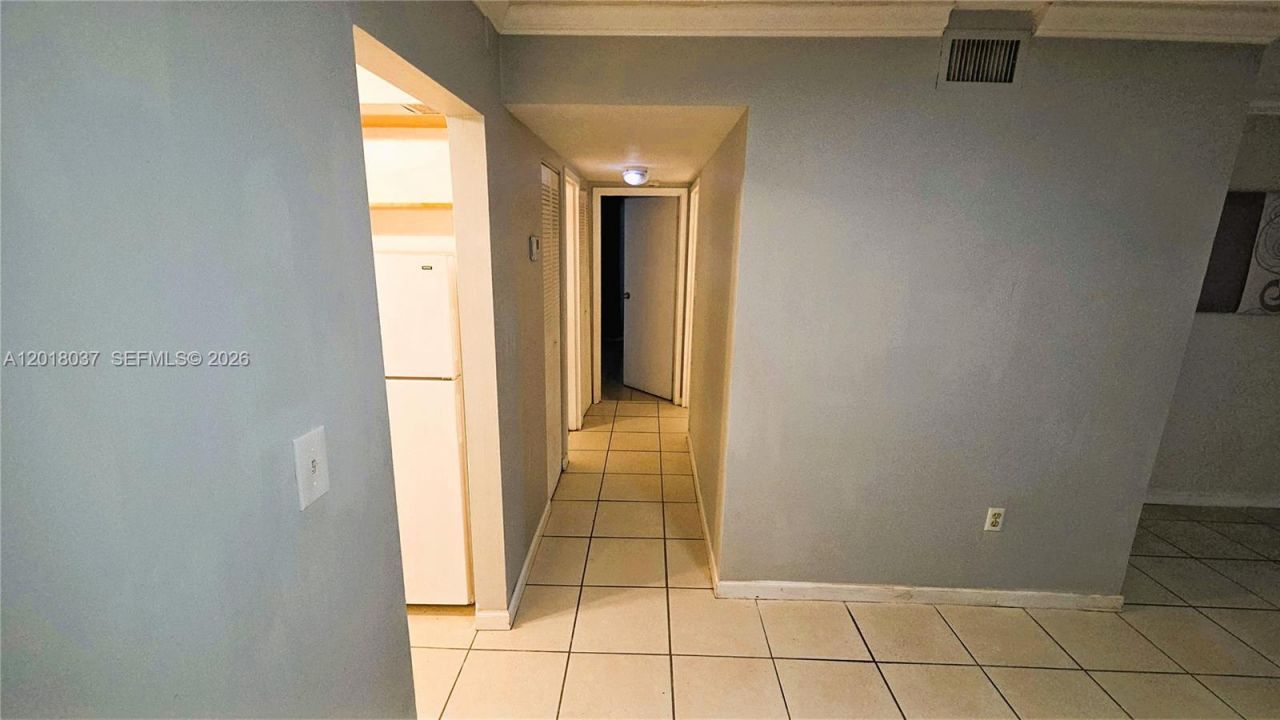 4344 NW 9th Ave , Unit 10-2B, Deerfield Beach, FL 33064 Photo