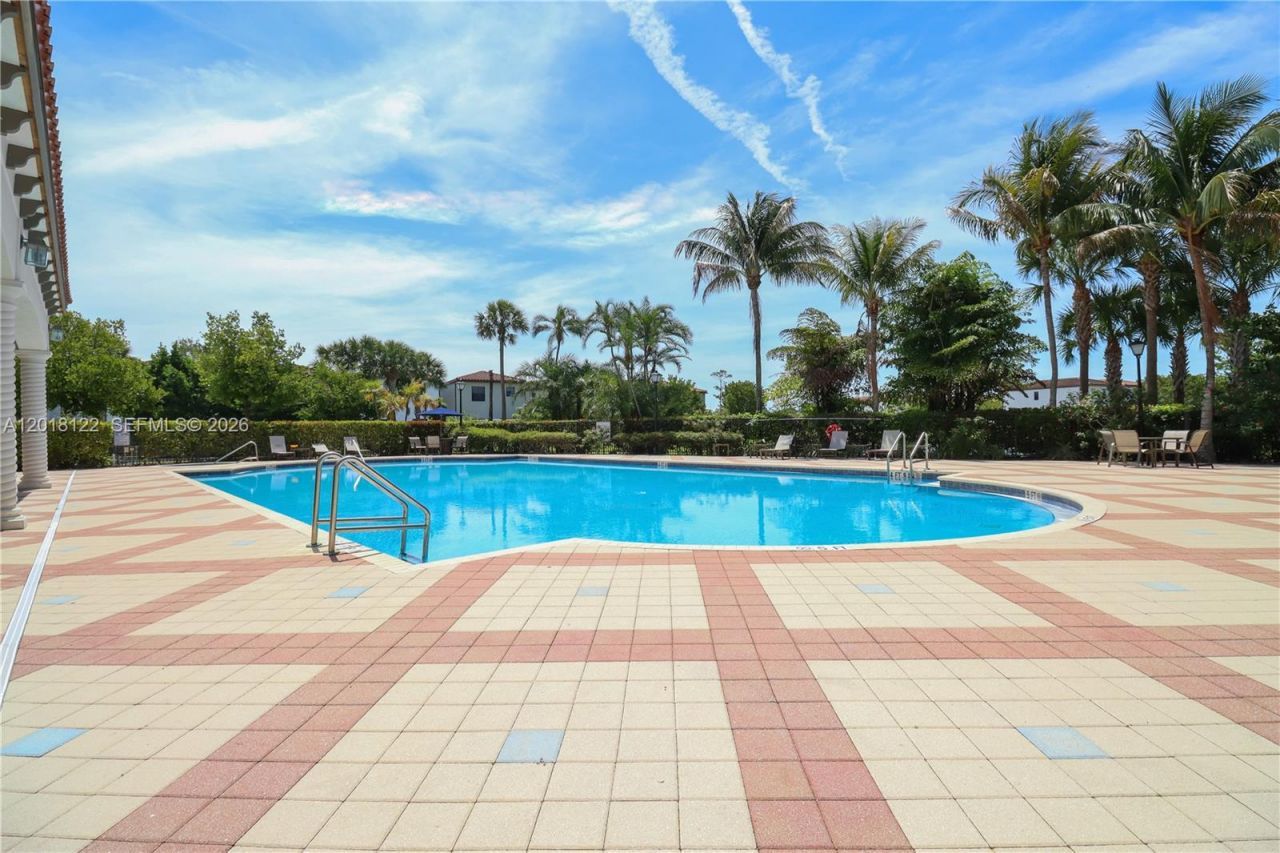 2014 Sugar Maple Dr , Unit 2014, Riviera Beach, FL 33410 Photo