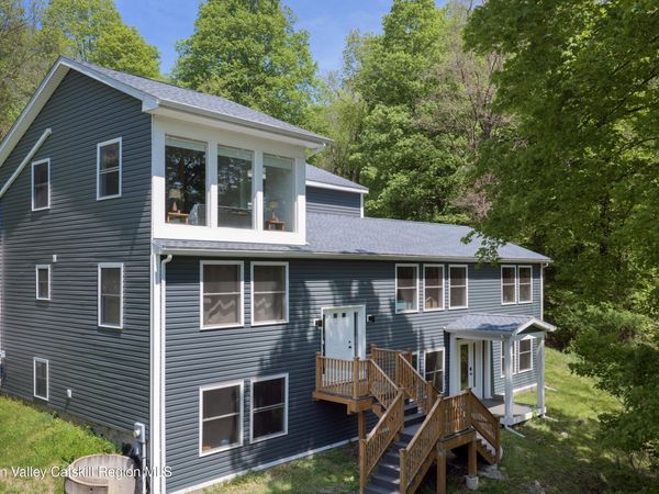 606 Old Post Road, New Paltz, NY 12561