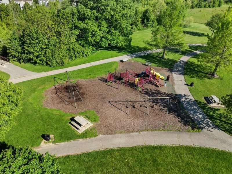 5832 Heirship Court , Hilliard, OH 43026 Photo 59