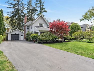 273 Dorchester Road, Rochester, NY 14610
