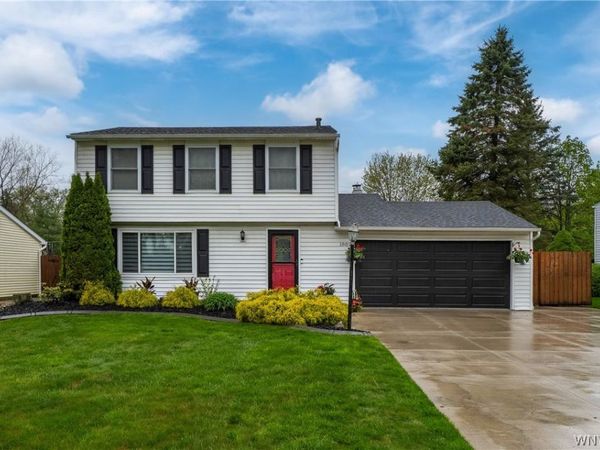 1882 Hopkins Road, Getzville, NY 14068