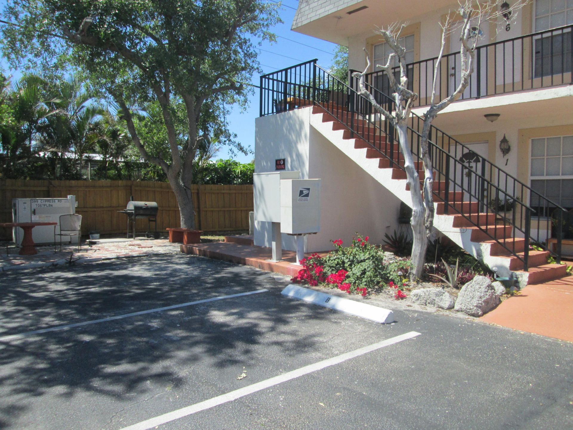 405 N Cypress Drive, Unit 8, Jupiter, FL 33469 Photo