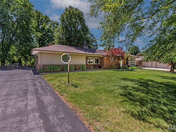 11834 Tescord Drive, St Louis, MO 63128