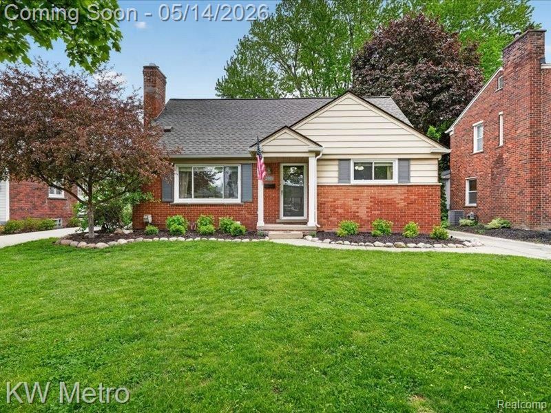 2600 Woodland Avenue, Royal Oak, MI 48073 Main Photo