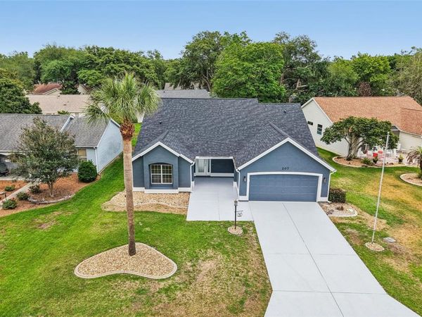 207 DESOTA COURT, THE VILLAGES, FL 32159