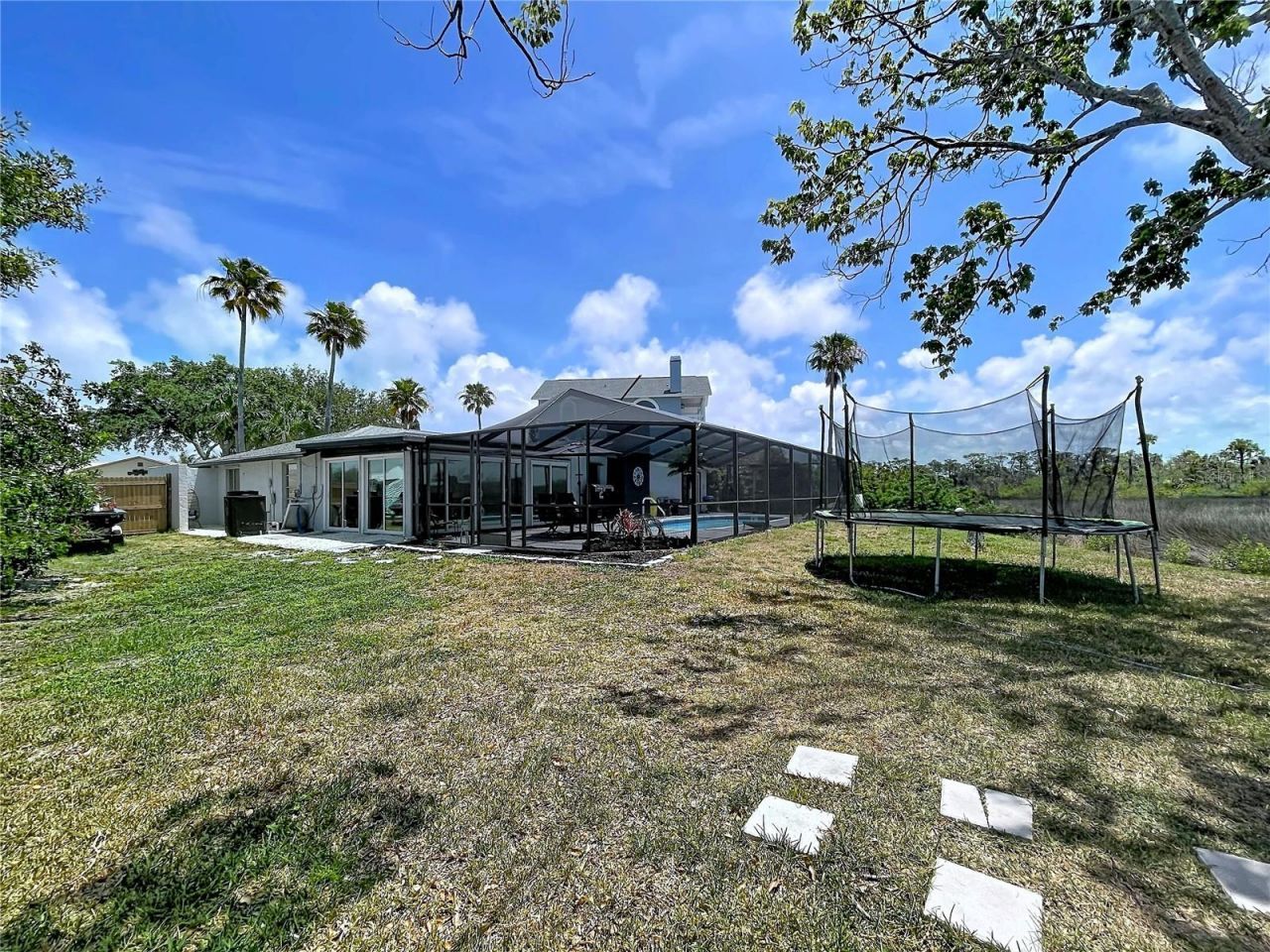 6950 Southwind Drive , Hudson, FL 34667 Photo