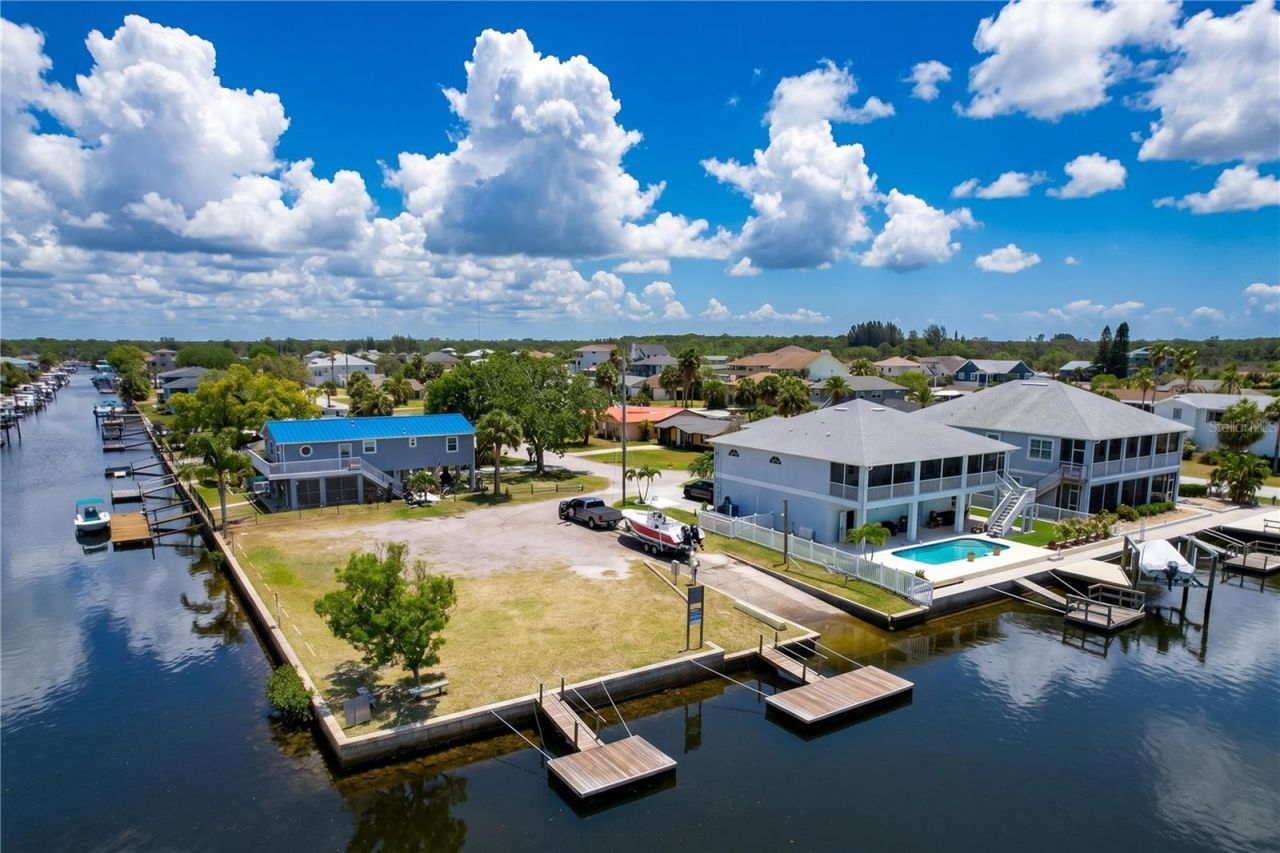 6950 Southwind Drive , Hudson, FL 34667 Photo